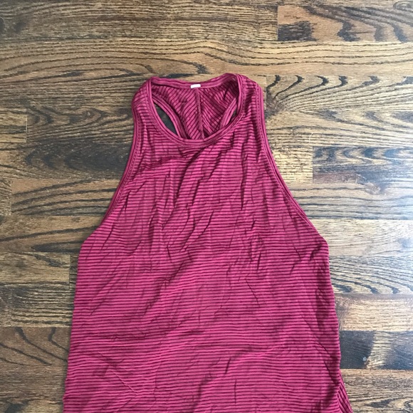 LULULEMON Miles Ahead Tank (Ruby Wine) - Picture 4 of 6